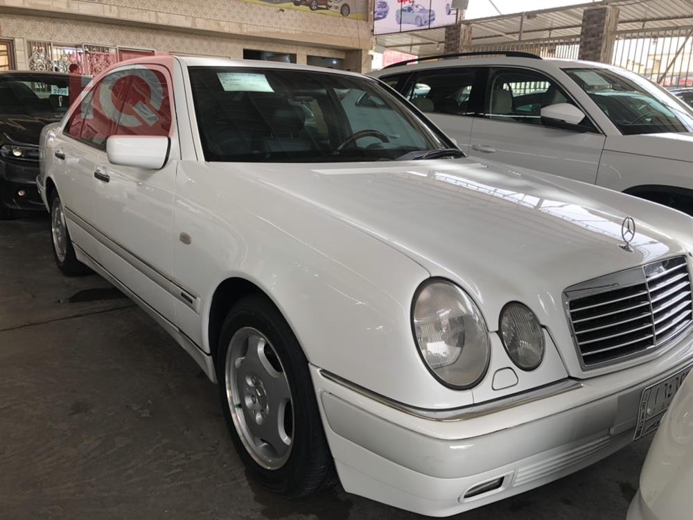 مێرسێدس بێنز E-Class